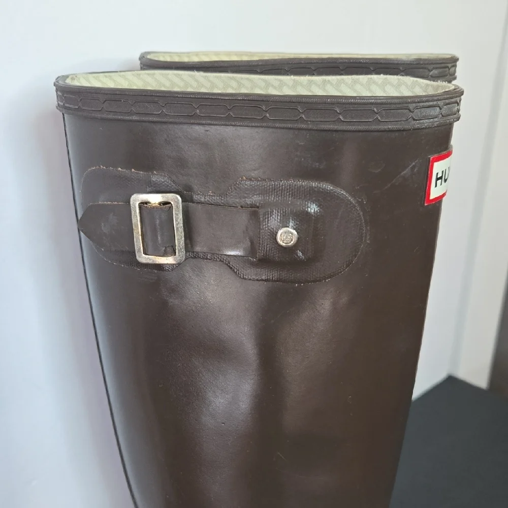 Hunter Size 8 Gloss Dark Brown Tall Rubber Rain Boots - Picture 3 of 16